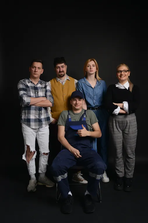 Scena iz predstave „Publika to ne mora da zna“ — fotografija 12